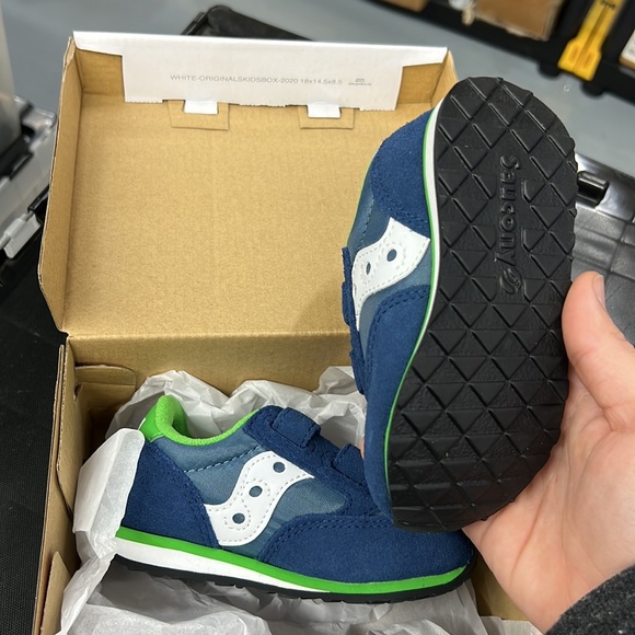 SAUCONY Baby Jazz Double Strap kids Sneakers NWT size 4 - Picture 3 of 5